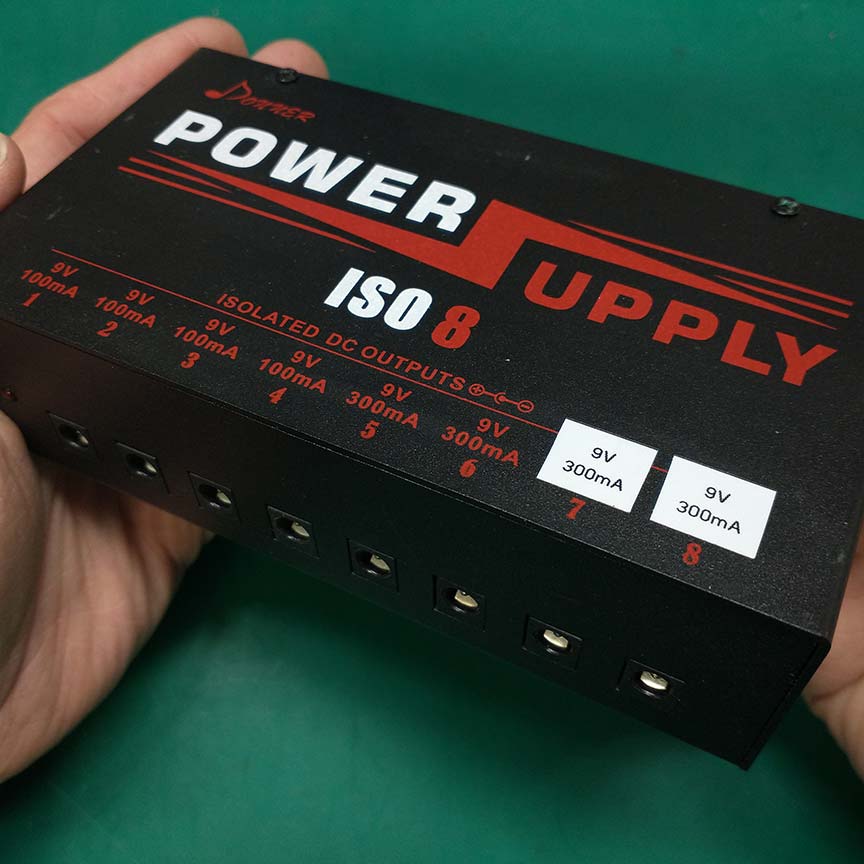 Modding a Donner ISO 8 DP-3 Pedal Power Supply